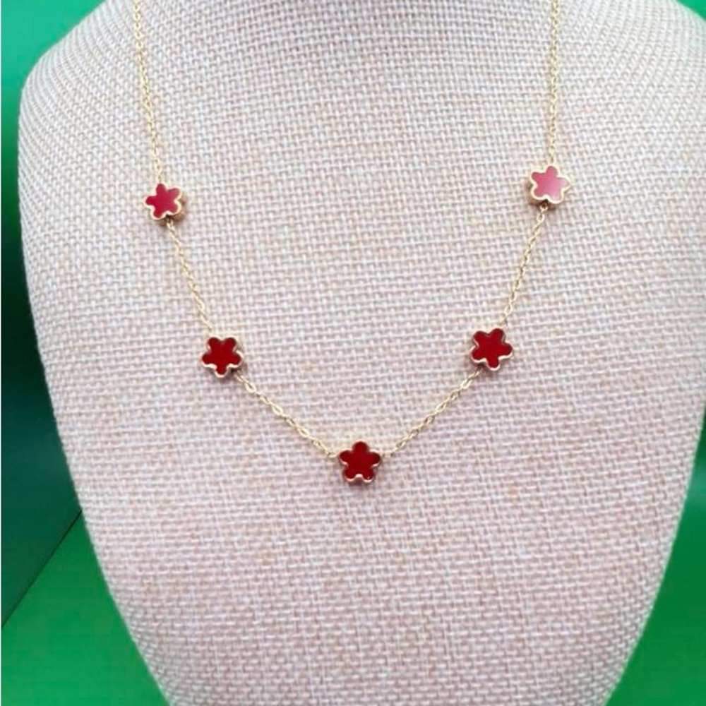 Elegant Gold and Red Flower Necklace